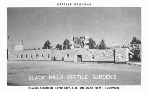 Black Hills South Dakota Reptile Gardens 1950s Postcard Espe Printing 21-14100