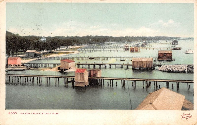 Biloxi Mississippi Water Front Scene, Undivided Back Vintage Postcard U8702