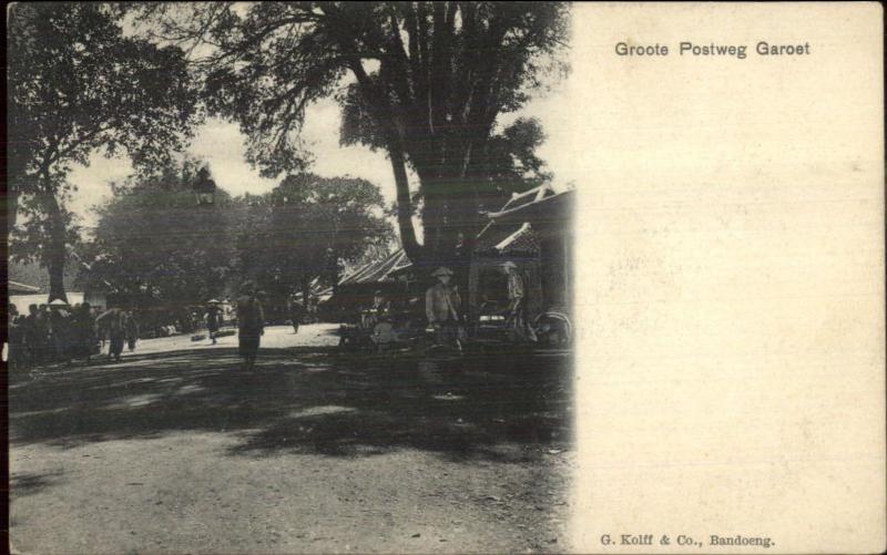 Indonesia Bandung Bandoeng Goote Postweg Garoet c1900 Postcard