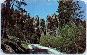 Postcard - Needles Drive, Black Hills, Custer State Park - South Dakota