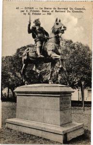 CPA DINAN - La Statue de Bertrand du Guesclin (230036)