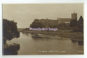 Ju540 - Christchurch Priory , Hampshire , Judges postcard 756