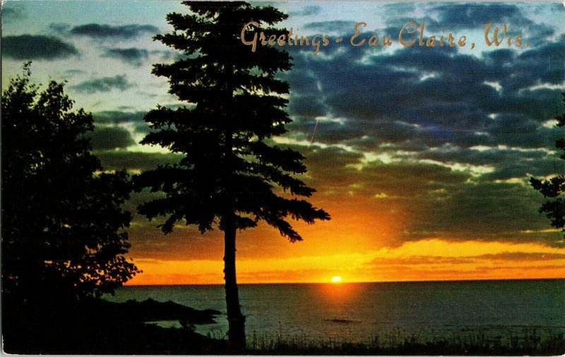 Greetings Eau Claire Wisconisn Wis Sunset Plstichrome 4c Stamp Vintage Postcard 