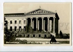 3075697 USA Philadelphia - Art Museum, North Wing Pediment Old 