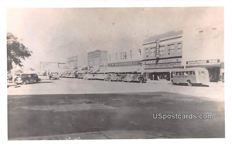 Street Scene - Enid, Oklahoma