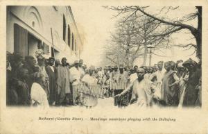 gambia, BADHURST, Mandingo Musicians playing the Ballafong Instrument (1905)