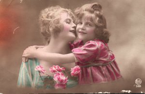 Vintage Postcard 1923 Portrait Beautiful Mother and Daughter Love Artwork