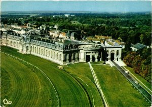 CPM Chantilly Vue aerienne, Le Chateau FRANCE (1014661)