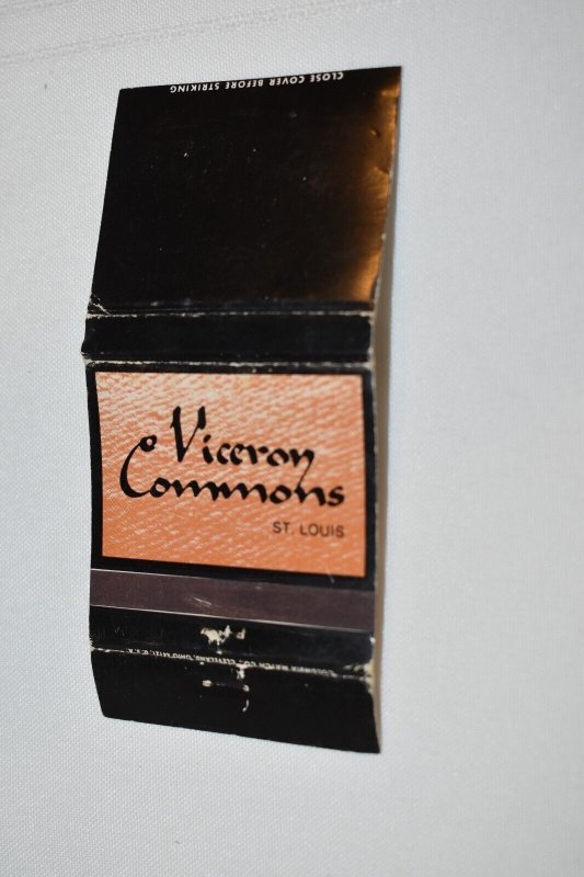 Viceroy Commons St. Louis Missouri 30 Strike Matchbook Cover