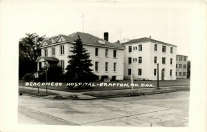 PC CPA US, ND, GRAFTON, DEACONESS HOSPITAL, REAL PTOHO Postcard (b17148)