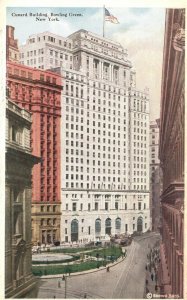 Vintage Postcard 1920's Cunard Building Bowling Green New York US Flag Structure