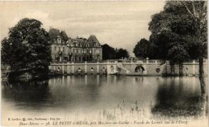 CPA Deux Chevres - Le Petit Chene pres MAZIERES en Gatine - Facade du (472476)