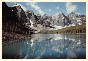 BG20889 moraine lake banff national park canada