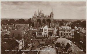 Cambridgeshire Postcard - Market Place & Cathedral, Peterborough  RS23333