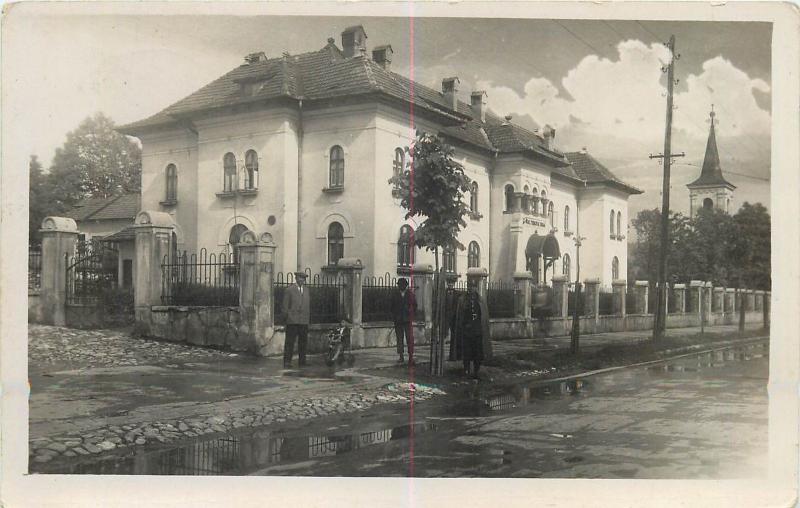 ROMANIA PETROSANI PETROSENI Sanatoriul Jiul Sanatorium animated street 1931 RPPC