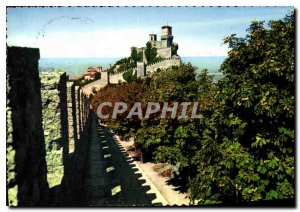 Postcard Modern Repubblica di S Marino the first tower