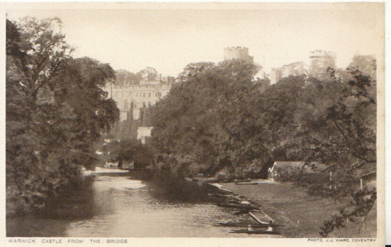 Warwickshire Postcard - Warwick Castle from The Bridge - Ref TZ2129