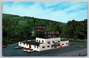 Riverside Grill   Lebanon  New Hampshire  Postcard