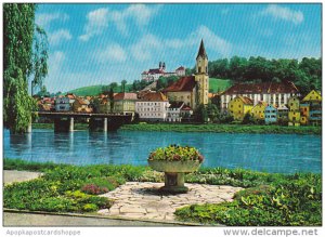 Germany Passau Partie am Inn mit Blick auf Mariahilf