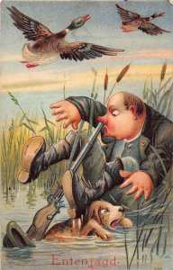Comic Humor 1912 Entangled Hunter Rifle Beagle Ducks embossed postcard C356