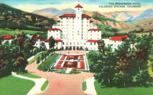 Vintage Postcard 1930's The Broadmoor Hotel Building Colorado Springs Colorado