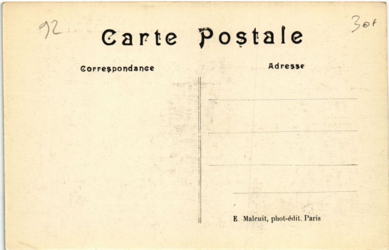 CPA SEVRES L'Eglise (1322360)