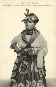 PC MARTINIQUE, FEMME EN JUPE, Vintage Postcard (B41149)