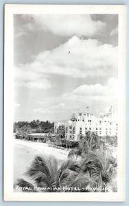 Postcard HI Honolulu Royal Hawaiian Hotel RPPC Real Photo M05