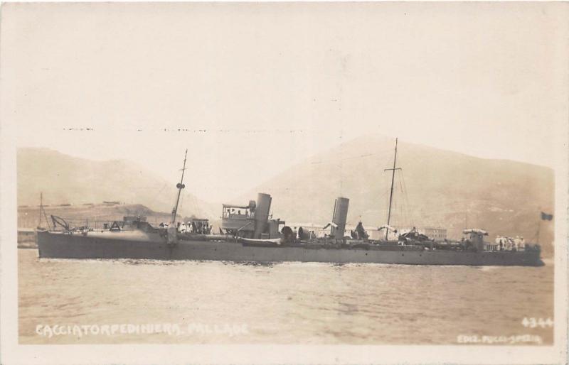 B47/ Italy Italian Navy RPPC Postcard Ship c1920 R. Cacciatorpediniera Pallade 8 