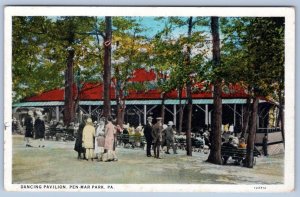 1939 PEN MAR PARK PA DANCING PAVILION CROWD SCENE GREEN BENCHES POSTCARD