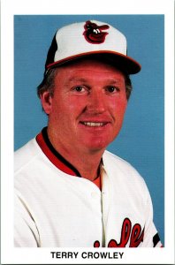 Terry Crowley 1980s Baltimore Orioles Team Issued UNP Chrome Postcard