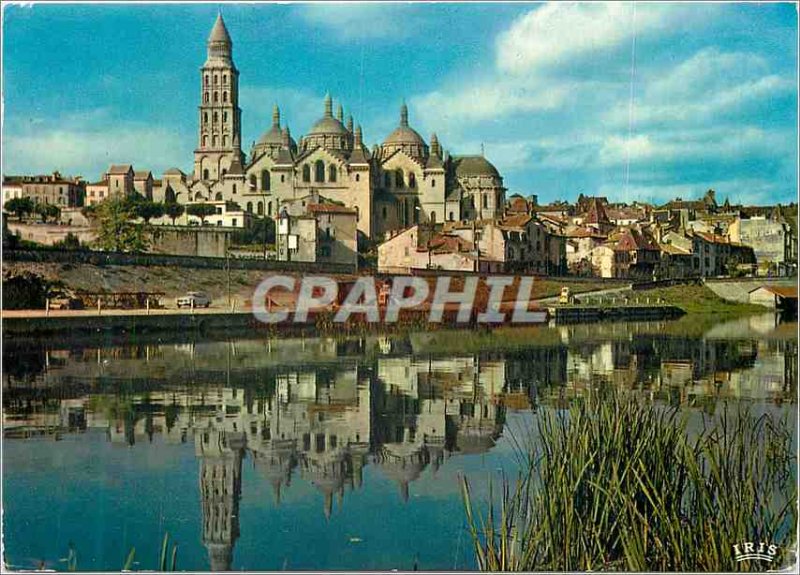 Modern Postcard Perigueux (Dordogne) The Banks of the Isle La Basilique Saint...