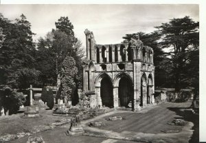 Scotland Postcard - Dryburgh Abbey and Tomb of Sir Walter Scott - Ref 18517A