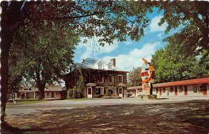 Batiscan Quebec Canada 1960s Postcard Stone House Motel