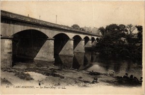 CPA Carcassonne Le Pont Neuf FRANCE (1012943)