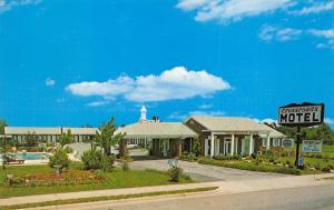 Perry Georgia GA 1960s Postcard Crossroads Motel Sign Pool