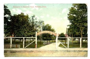 CT - Meriden. Hanover Park, Entrance