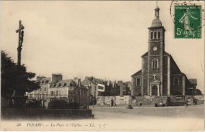 CPA Dinard Place et l'Eglise (1236293)