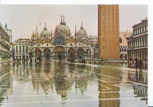 Italy Postcard - Venezia - St Mark Square with High Tide     SM77