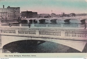 WATERLOO , Iowa , PU-1911 ; The Twin Bridges