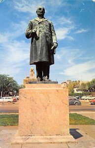 Dr William Worrall Mayo Statue  Rochester,  MN