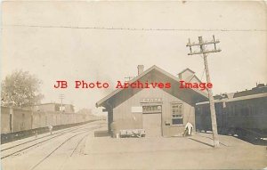 Depot, Minnesota, Eyota, RPPC, Chicago North Western Railroad Station