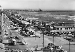 BG30494 viareggio allee au bord de la mer  italy  CPSM 14.5x10cm