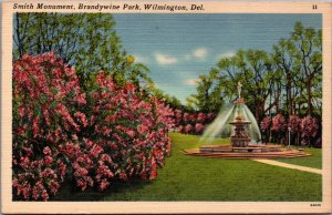 USA Smith Monument Brandywine Park Wilmington Delaware Linen Postcard 09.81