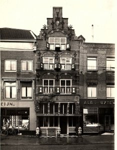 1920s NETHERLANDS D'CONINCK VAN POORTUGAEL RPPC PHOTO POSTCARD P509