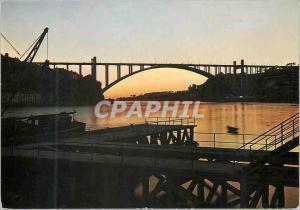 CPM 20 porto portugal pont de l arrabida a la tombee de la nuit