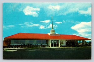 c1964 Howard Johnson's Host of the Highways Vintage Postcard 0785