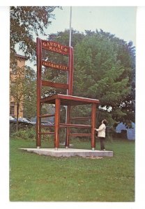 MA - Gardner. Largest Chair in the World