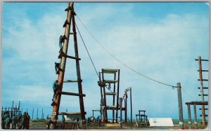 Lackland AFB San Antonio TX Military Training Air Force Gateway Postcard H81