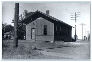 c1960's Murray Iowa IA Exterior Railroad Train Depot Station RPPC Photo Postcard